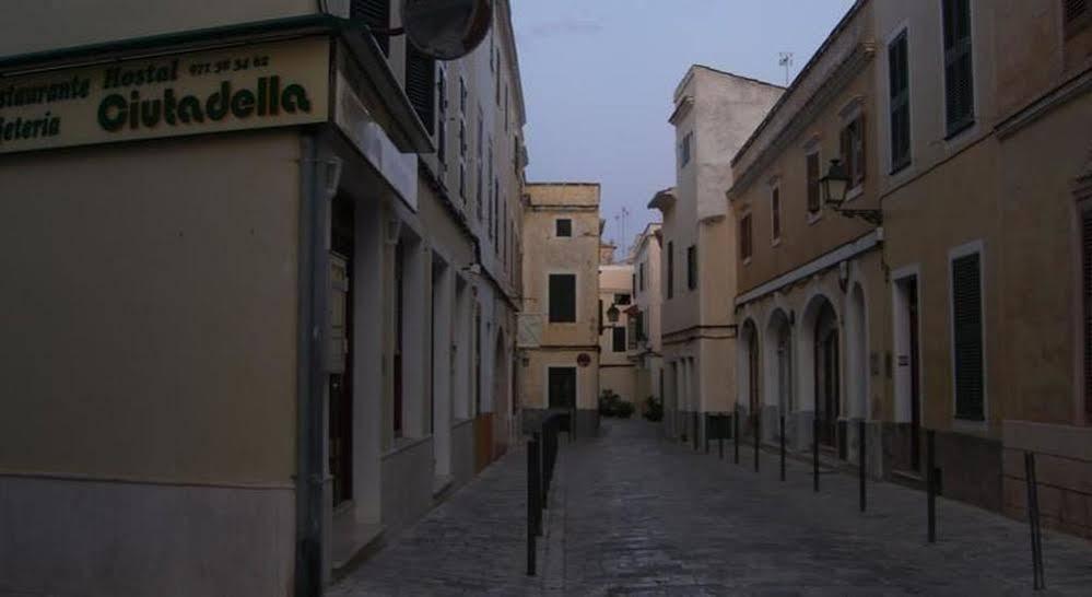 Sagitario Hostal Ciutadella Ciutadella  Zewnętrze zdjęcie