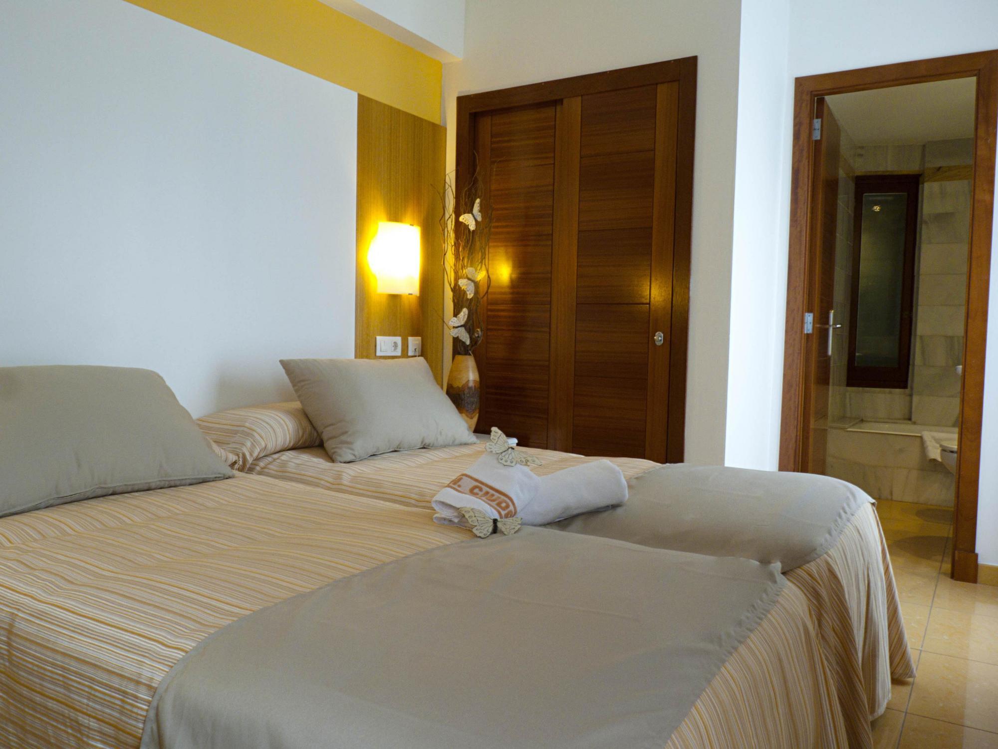 Sagitario Hostal Ciutadella Ciutadella  Zewnętrze zdjęcie